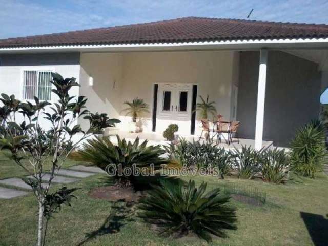 Casa em condomínio fechado com 3 quartos à venda na Alameda dos Jacarandás, Ubatiba, Maricá, 280 m2 por R$ 1.350.000