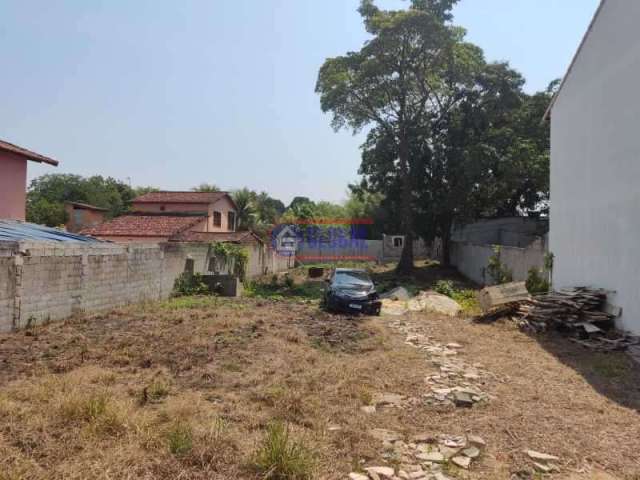 Terreno à venda na Rua Francisco Cândido Filho, Ubatiba, Maricá, 621 m2 por R$ 215.000