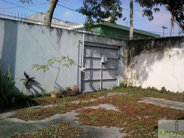 Casa Térrea A.T. 10 x 25 com Edícula no Jardim Consórcio.