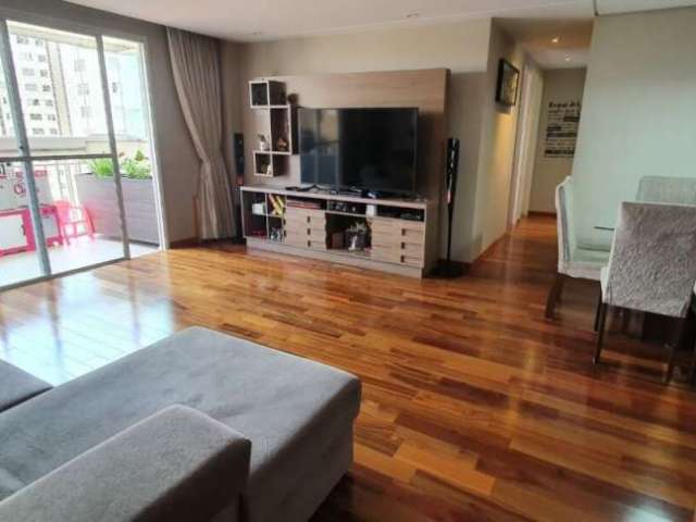 Apartamento 3 dormitórios, suíte, 2 garagens à 400 m do Metrô