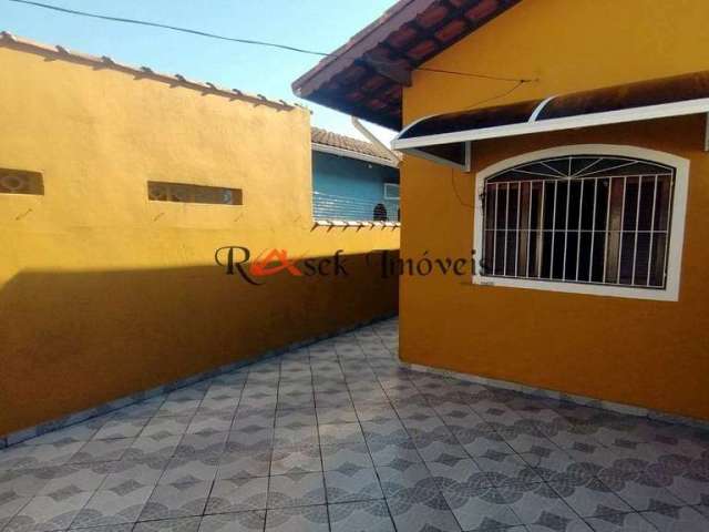 Casa com 2 dorms, Jardim Magalhães, Itanhaém - R$ 270 mil, Cod: 1953