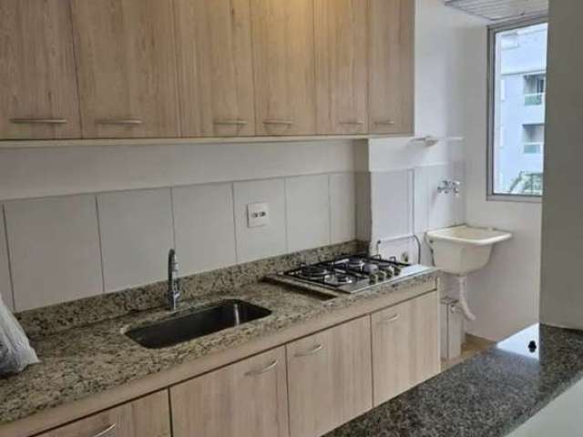 Aluguel de apartamento na Vila São Pedro, em Santo André-SP: 2 quartos, 1 banheiro, 1 vaga de garagem, 50m².