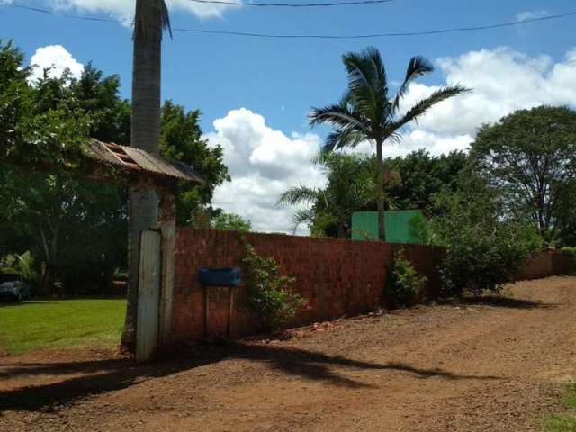 Chácara para Venda em Maringá, Loteamento Batel, 4 dormitórios, 3 banheiros, 3 vagas