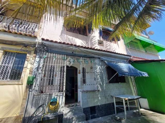 Casa em condomínio fechado com 3 quartos à venda na Rua Sapopemba, Bento Ribeiro, Rio de Janeiro, 100 m2 por R$ 250.000