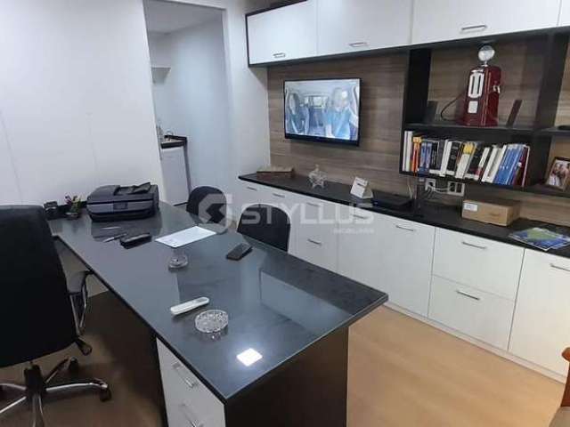 Sala comercial à venda na Avenida Pastor Martin Luther King Jr, Del Castilho, Rio de Janeiro, 30 m2 por R$ 195.000