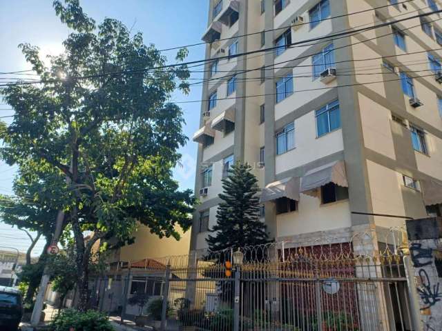 Apartamento com 2 quartos à venda na Rua Castro Alves, Méier, Rio de Janeiro, 60 m2 por R$ 210.000