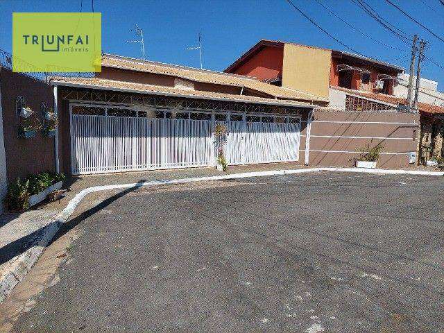 Casa com 3 dormitórios à venda, 202 m² por R$ 637.000,00 - Wanel Ville - Sorocaba/SP