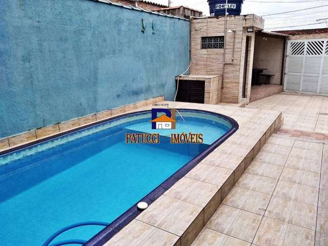 Casa Maravilhosa com 06 Dormitórios e Piscina Ampla