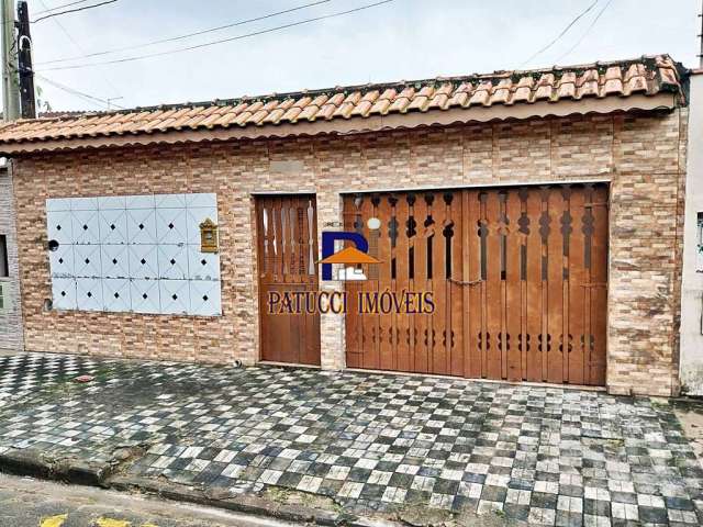 Casa Muito Bem Localizada, Próximo a Praia! Aceita Permuta por imóvel em SP