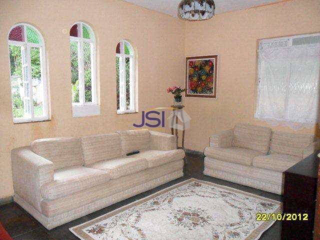 Casa com 4 dorms, Jardim Petrópolis, Itapecerica da Serra - R$ 850.000,00, 307m² - Codigo: 16269