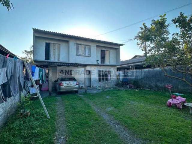 Casa com Terreno grande o bairro Cordeiros