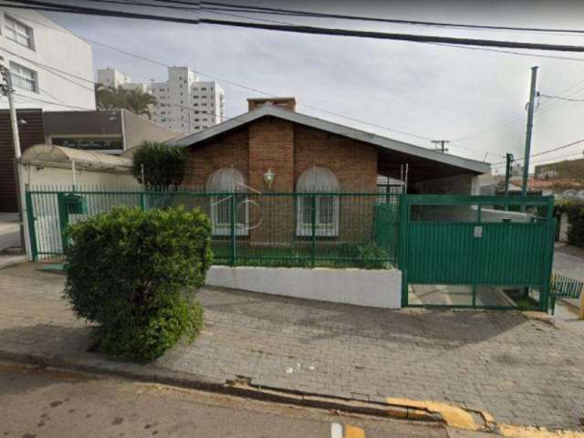 Casa Térrea com Edícula localizado no Bairro Parque do Colégio em Jundiaí/SP