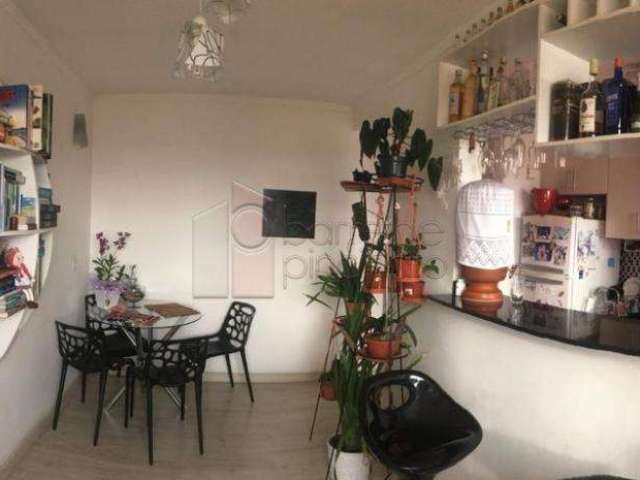 Barreto Imóveis vende apartamento em Jundiaí no bairro Vila Della Piazza -Condomínio Spazio Julliard.