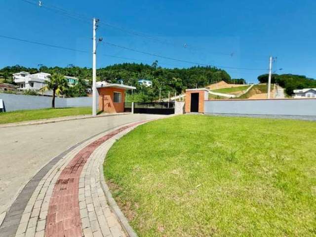 LINDO TERRENO EM LOTEAMENTO DE 391m²