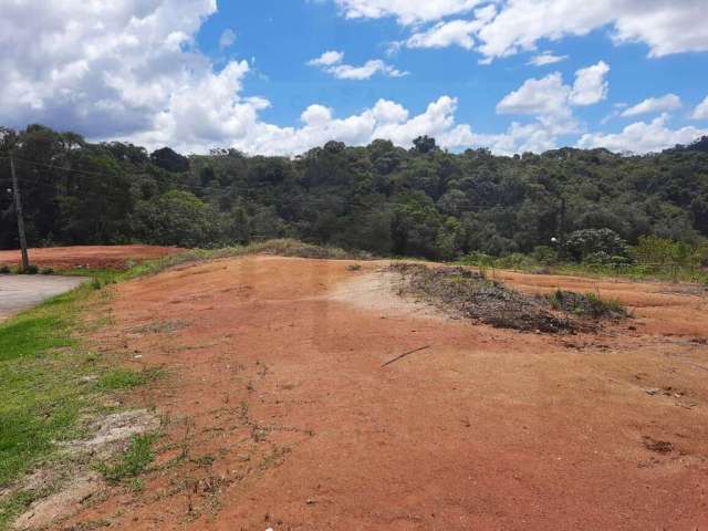 Terrenos na primeiro de maio