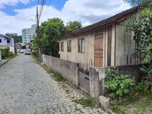 Terreno plaino com 414m² no bairro santa terezinha