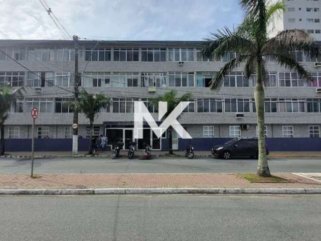 Kitnet de 30m² Sala/Dormitório, banheiro, frente a Praia, Localizado na Mirim.