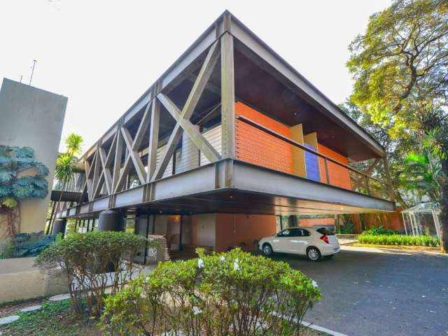 Casa tipo  para venda com 4 quartos, 1,245m²