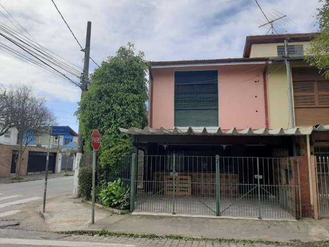 Casa tipo  para venda com 3 quartos, 174m²