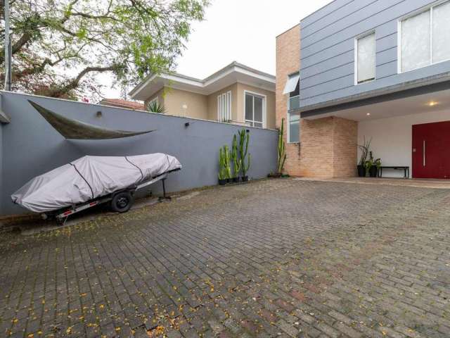 Casa tipo  para venda com 3 quartos, 286m²