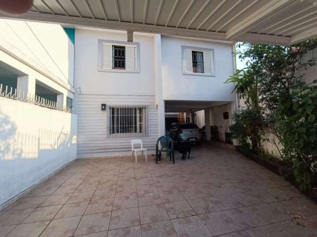 Casa tipo  para venda com 3 quartos, 190m²