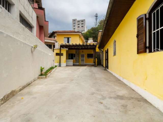 Sobrado  para venda com 8 quartos, 260m²