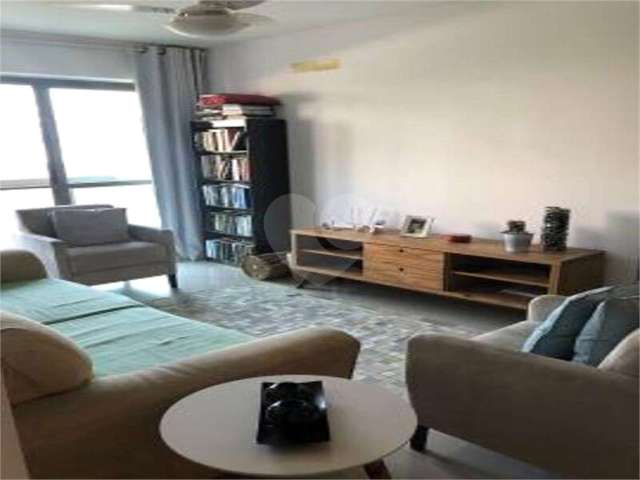 Apartamento com 3 quartos à venda em Tijuca - RJ