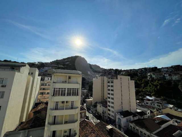 Apartamento com 2 quartos à venda em Catete - RJ