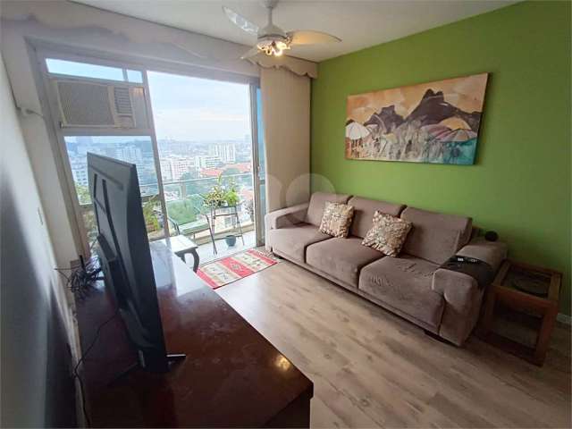 Apartamento com 3 quartos à venda em Tijuca - RJ