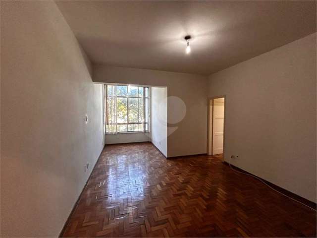 Apartamento com 3 quartos à venda em Tijuca - RJ