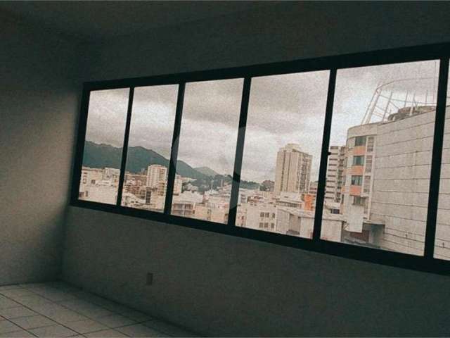 Apartamento com 3 quartos à venda em Tijuca - RJ