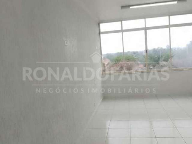 Sala Comercial com 24m² - Centro   da Cidade Dutra - Interlagos