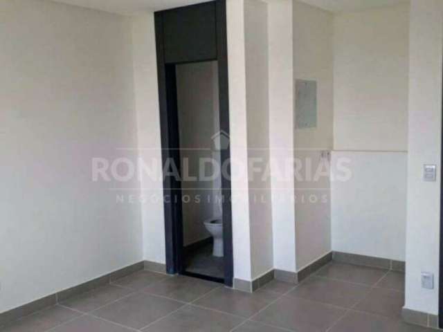 Sala para locação 24m² com copa e banheiro privativo.