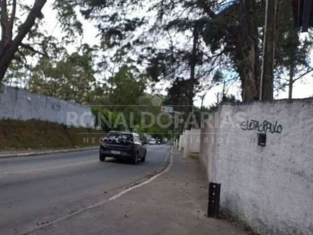 Terreno a venda na regiao do Parque do lago