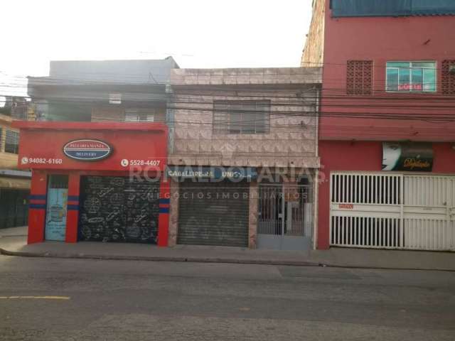 Casa Comercial a Venda no Grajau Avenida Principal 3 Dormitórios  e Salão