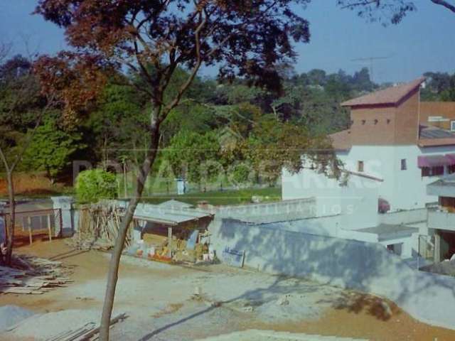 Terreno à Venda no Bolsão Residencial  de Interlagos 1.050 m² Próximo ao Laguinho