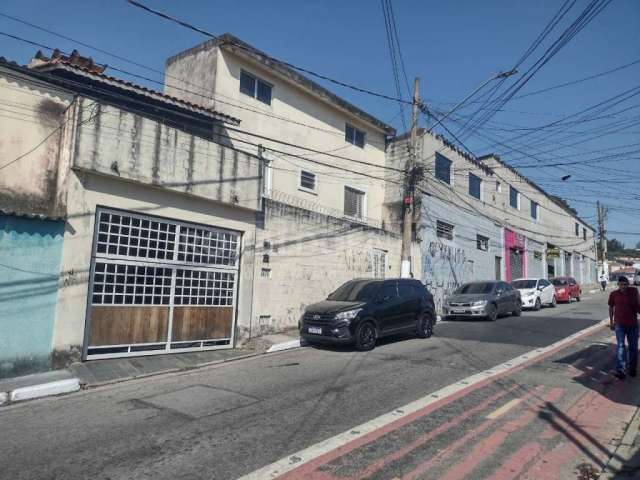 Prédio comercial a venda com 450 m² na região de Interlagos.