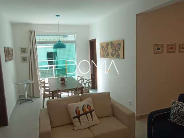 Apartamento reformado na praia