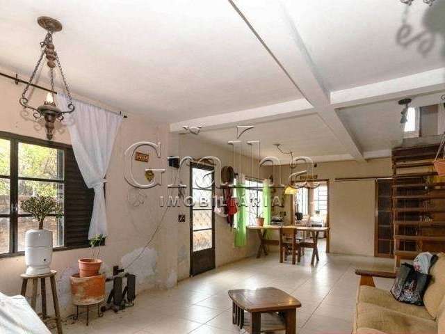 Casa com 4 quartos à venda na São Vicente, 475, Santa Cecília, Porto Alegre por R$ 1.110.000