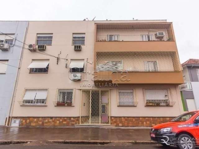 Apartamento com 3 quartos à venda na Rua Antenor Lemos, 22, Menino Deus, Porto Alegre por R$ 480.000