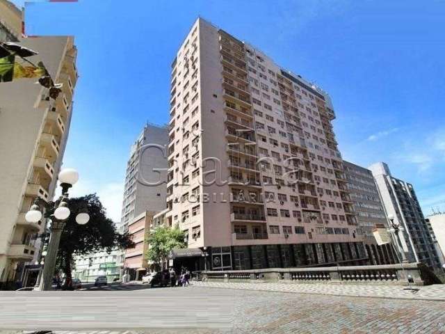 Apartamento com 3 quartos à venda na Rua Duque de Caxias, 1361, Centro Histórico, Porto Alegre por R$ 680.000