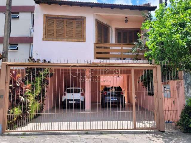 Casa com 3 quartos à venda na Rua Euclydes da Cunha, 246, Partenon, Porto Alegre por R$ 850.000
