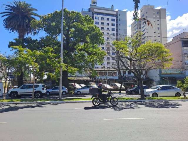 Terreno à venda na Avenida Princesa Isabel, 600, Santana, Porto Alegre por R$ 4.000.000