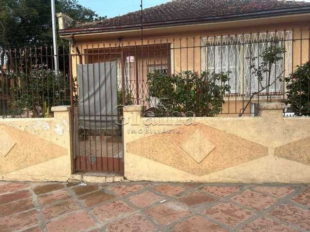 Casa com 3 quartos à venda na Rua Gonçalves Ledo, 195, Partenon, Porto Alegre por R$ 595.000