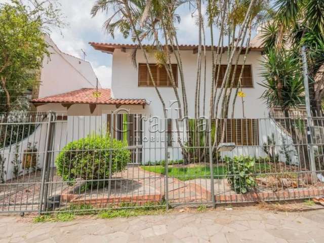 Casa com 3 quartos à venda na Rua Maestro Mendanha, 25, Santana, Porto Alegre por R$ 1.350.000