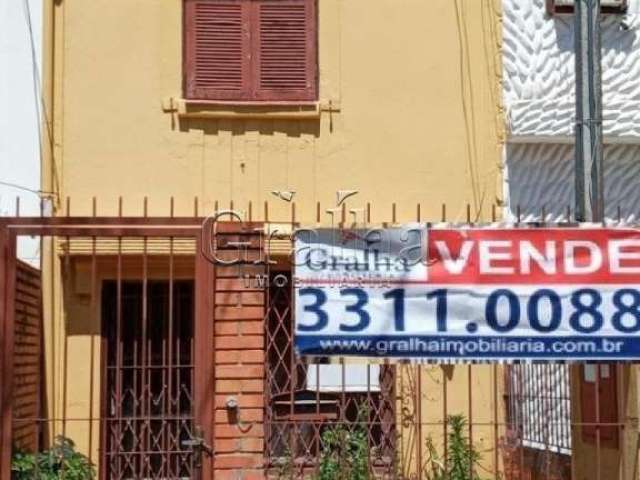 Casa com 3 quartos à venda na Rua Domingos Crescêncio, 401, Santana, Porto Alegre por R$ 590.000