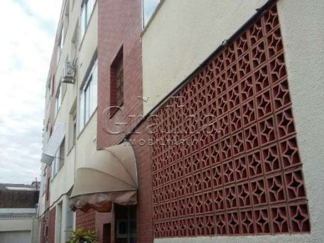 Apartamento com 2 quartos à venda na Avenida João Pessoa, 763, Centro Histórico, Porto Alegre por R$ 300.000