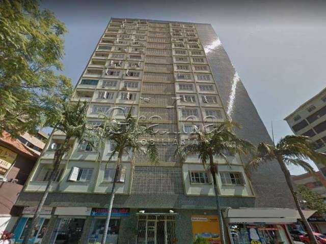 Apartamento com 3 quartos à venda na Rua Félix da Cunha, 629, Floresta, Porto Alegre por R$ 380.000