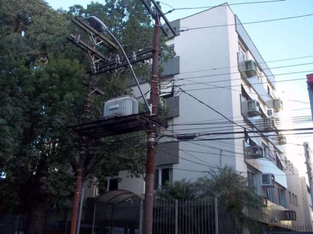 Apartamento com 3 quartos à venda na Rua Marquês do Pombal, 1063, Moinhos de Vento, Porto Alegre por R$ 911.000