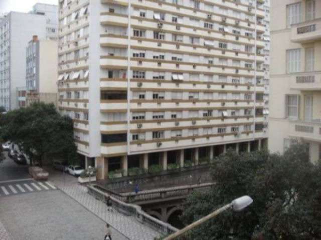 Apartamento com 3 quartos à venda na Rua Duque de Caxias, 1367, Centro Histórico, Porto Alegre por R$ 760.000